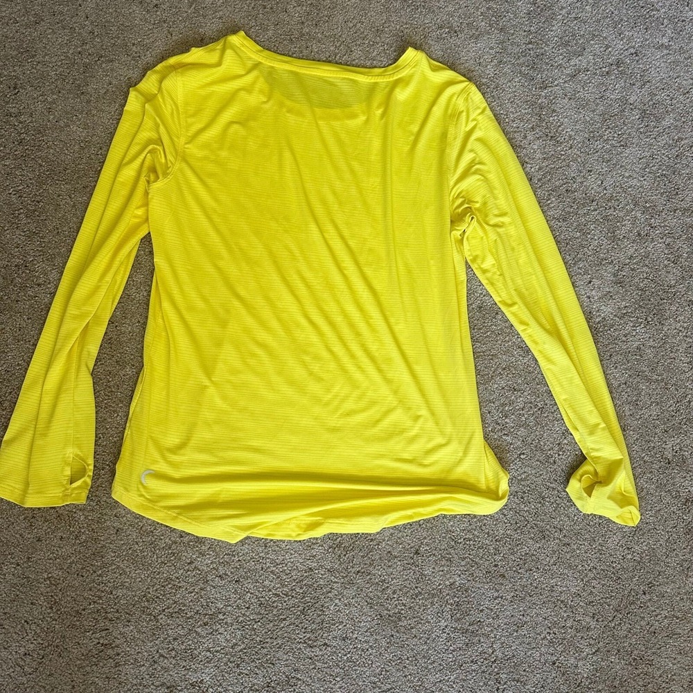 Zyia Active Long Sleeve Top Athletic Thumb Holes Lightweight‎ Yellow Size L